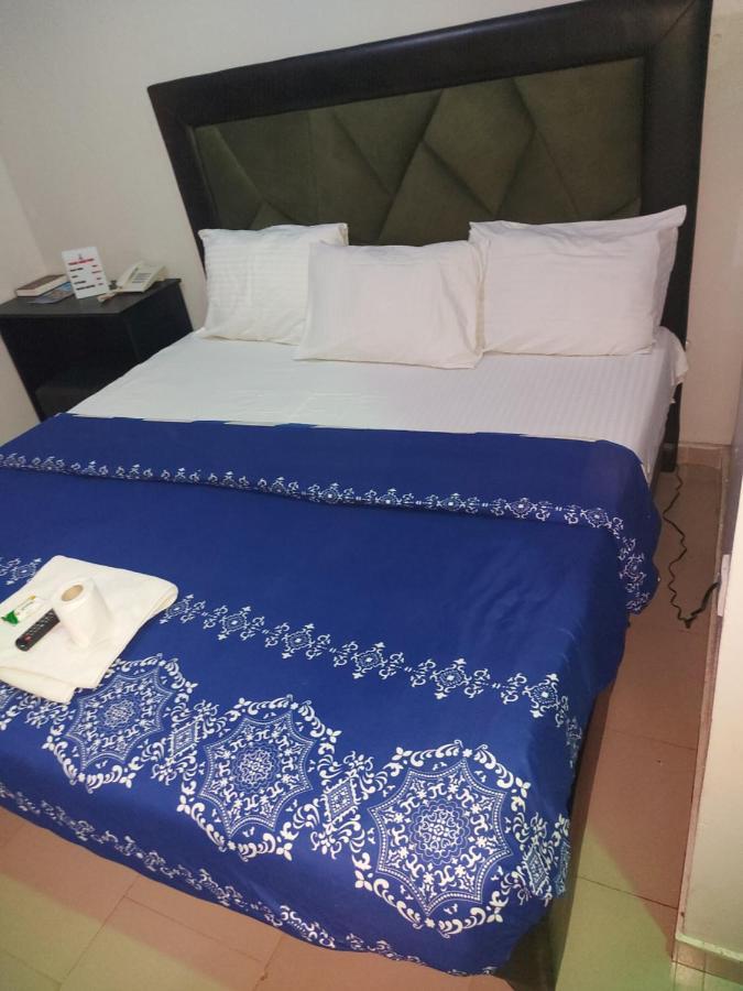 Rush Hotel & Apartments Lagos Eksteriør bilde